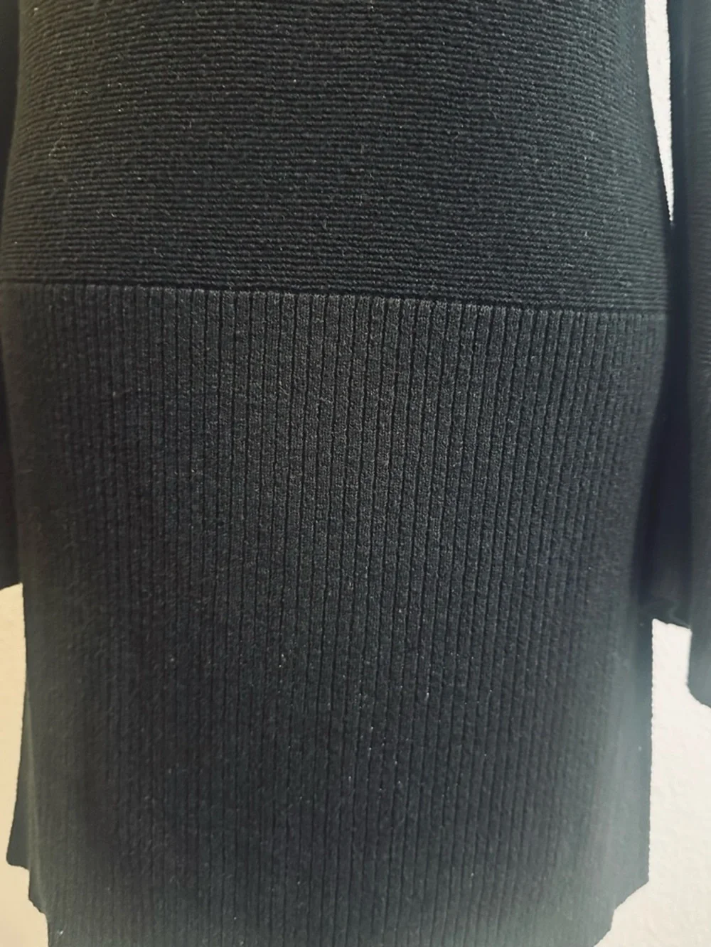 #195- Free People Criss Cross Tunic Black Knit‎ Sweater